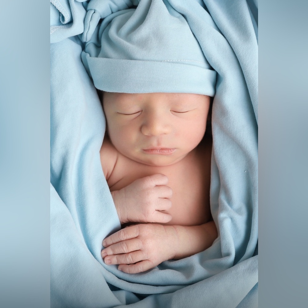 Photo prop newborn— Swaddle Blanket and Hat Set for newborn Wrap Baby light blue